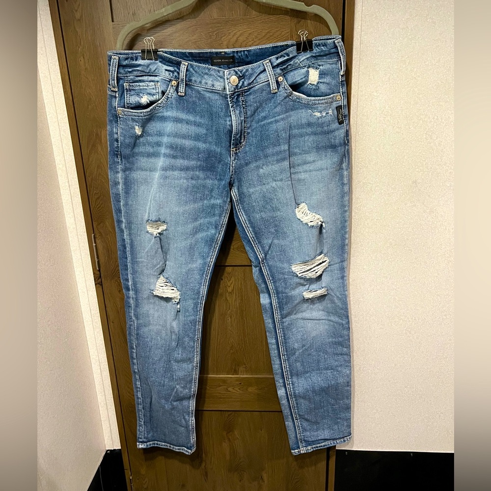 Silver brand boyfriend jeans 33W 27L
